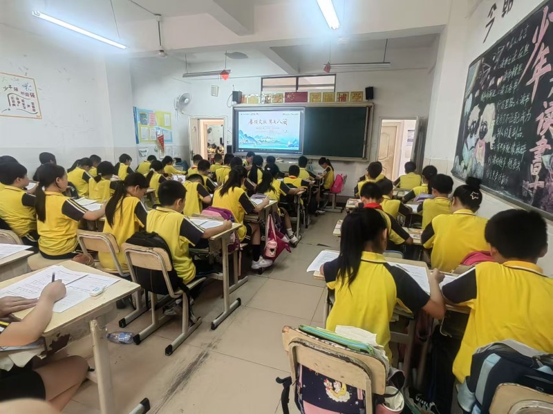 batch_图片2厦门市图书馆海沧区新阳学校考点.jpg batch_图片2厦门市图书馆海沧区新阳学校考点.jpg